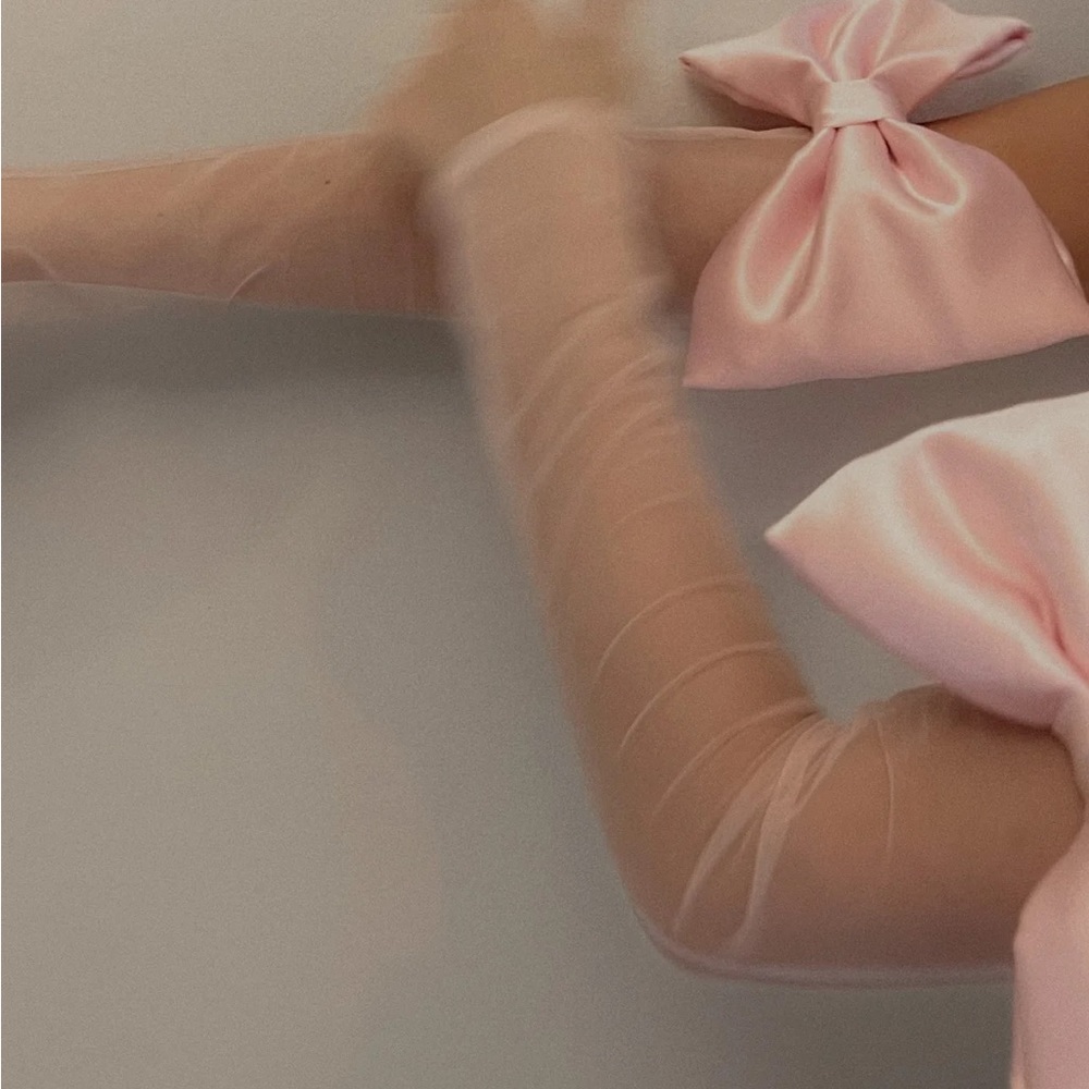 The bar bows and sleeves set